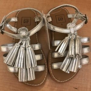 Baby gap girls sandals